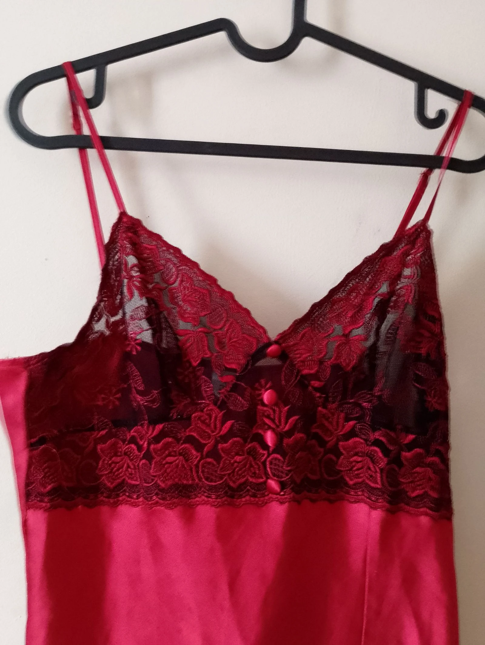 Nuisette de cetim vermelha com renda Feminissime tamanho 36 – photo 5